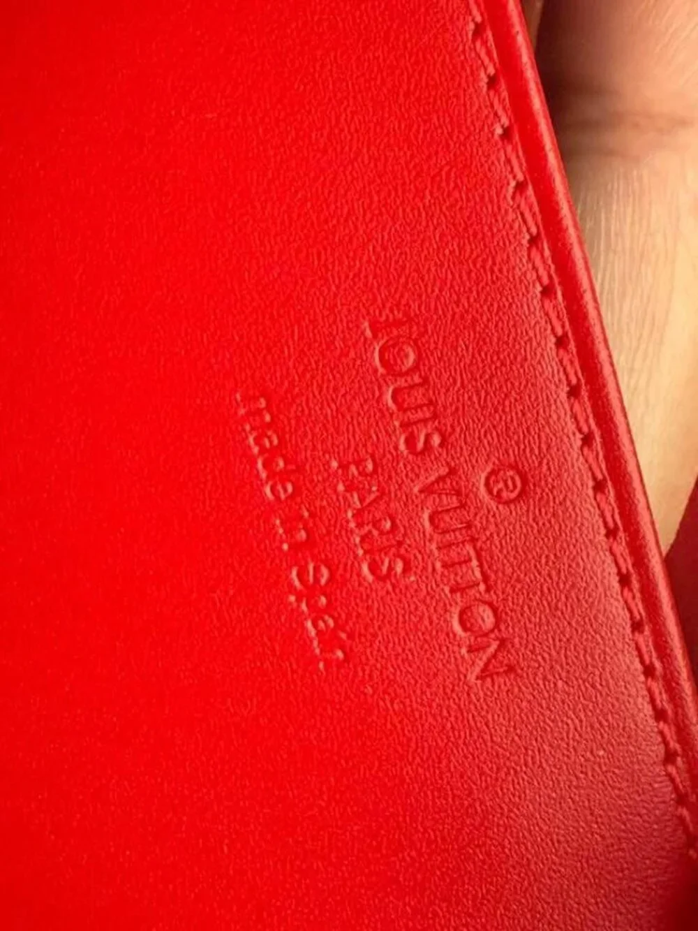 Louis Vuitton Portefeuille Louise Wallet M64550 Red Patent Leather Gold LV